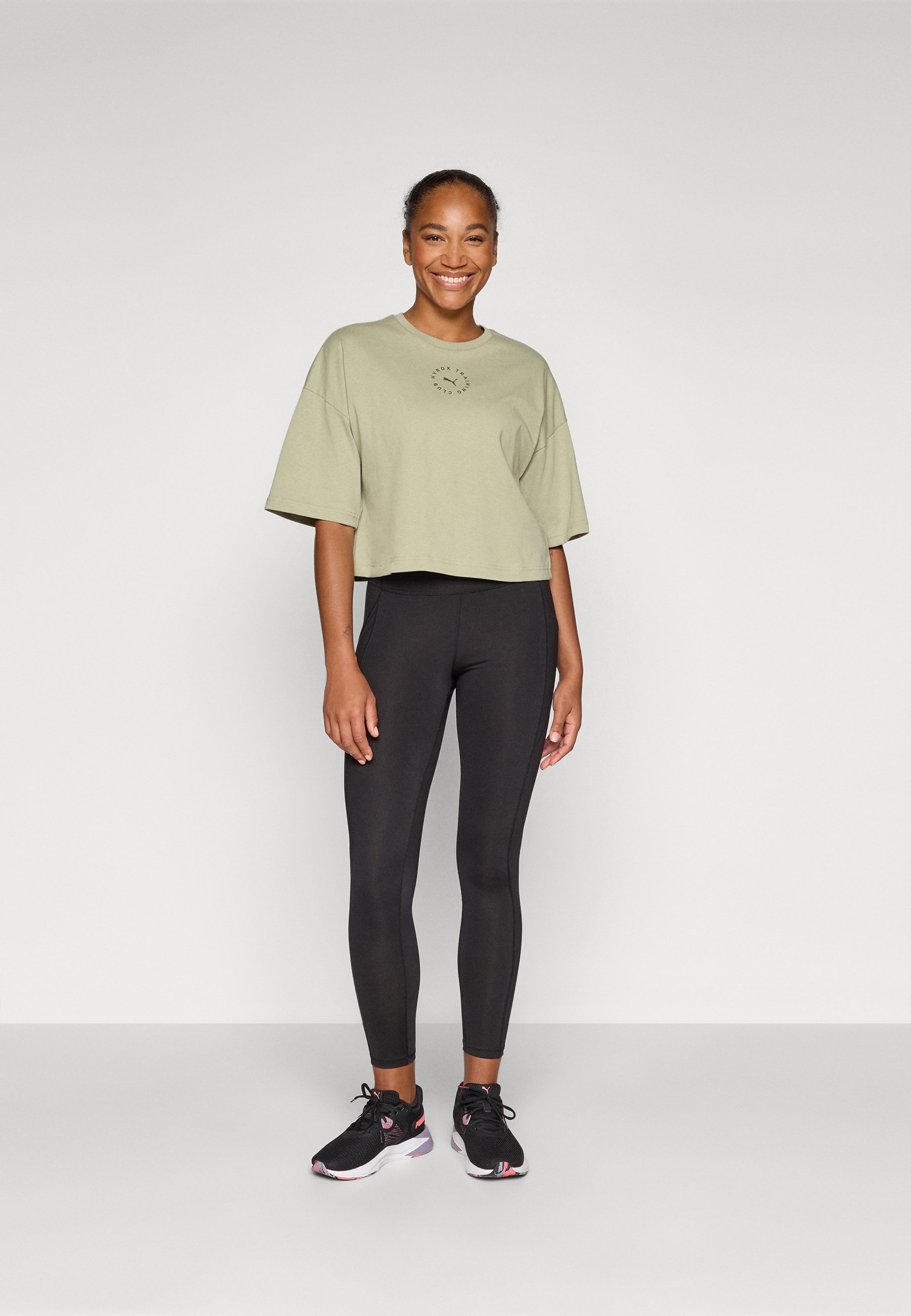 Puma HYROX CROPPED LIFESTYLE TEE - Tričko s potiskem - black