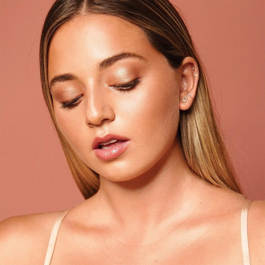 Nudestix lūpu spīdums, kas piešķir pilnību lūpām - 10 ml