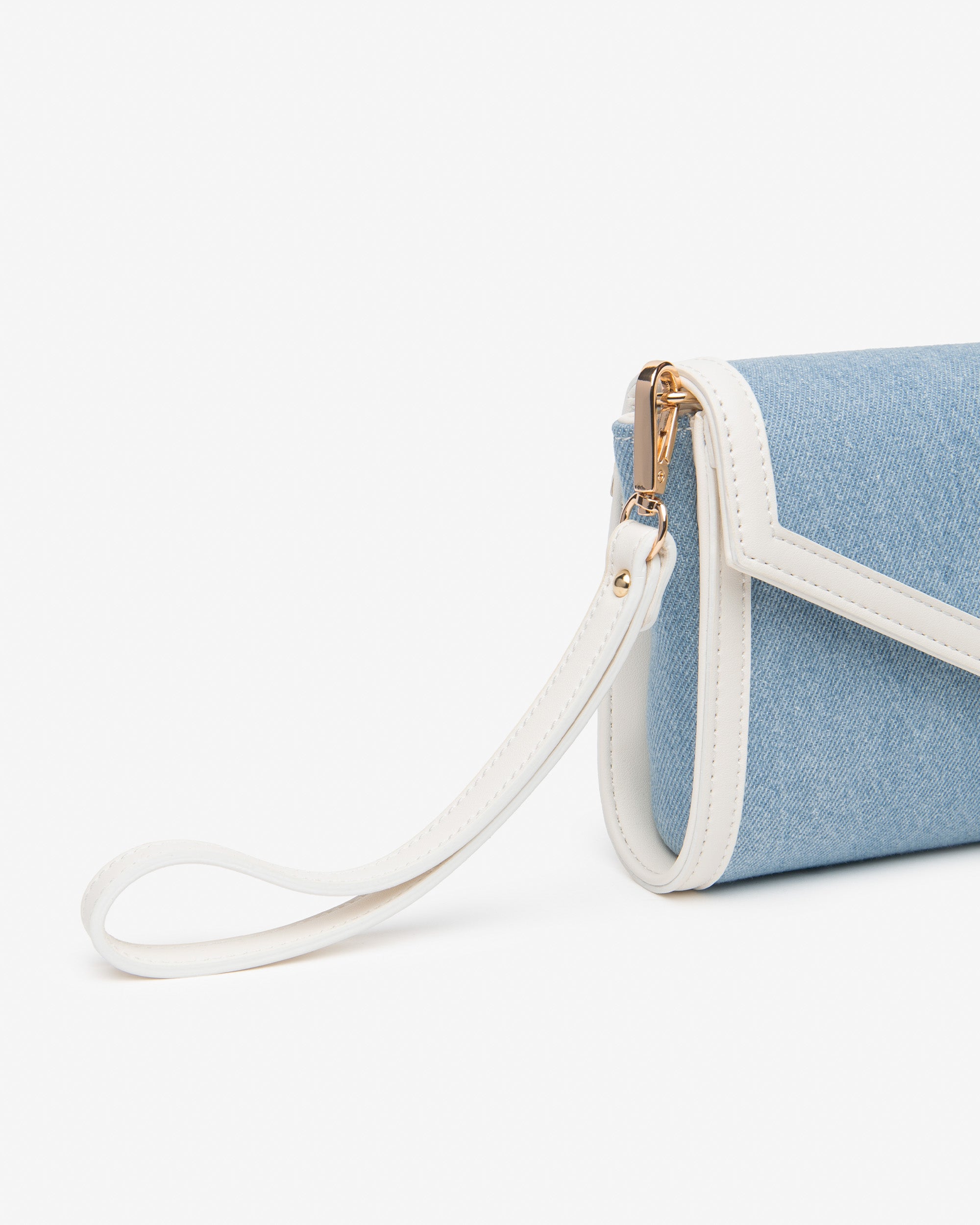  Pochette pour femme en matière technique