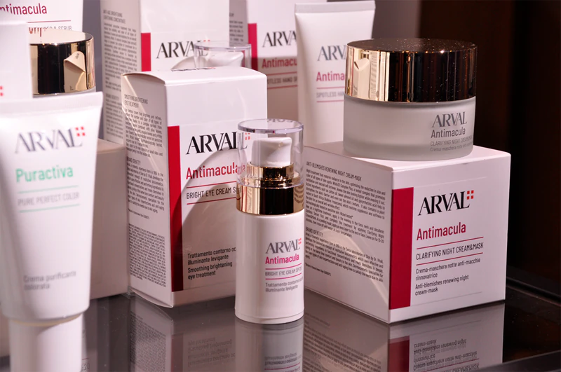 Arval Antimacula Brightening Cleanser & Scrub čistiaci a peelingový krém s rozjasňujúcim účinkom