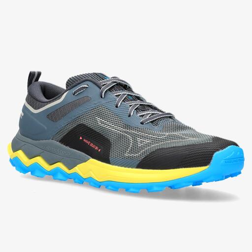  Mizuno Wave Ibuki 4