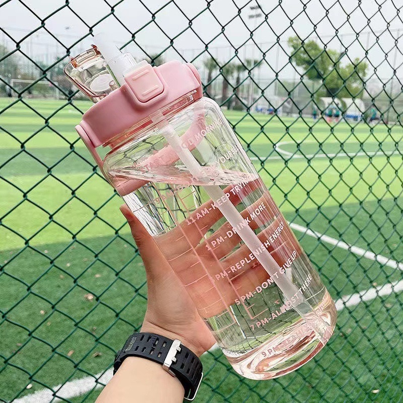 2-Liter-Wasserflasche mit Strohhalm, tragbar, ideal für Reisen, Fitness und Radfahren, mit Zeitanzeige.