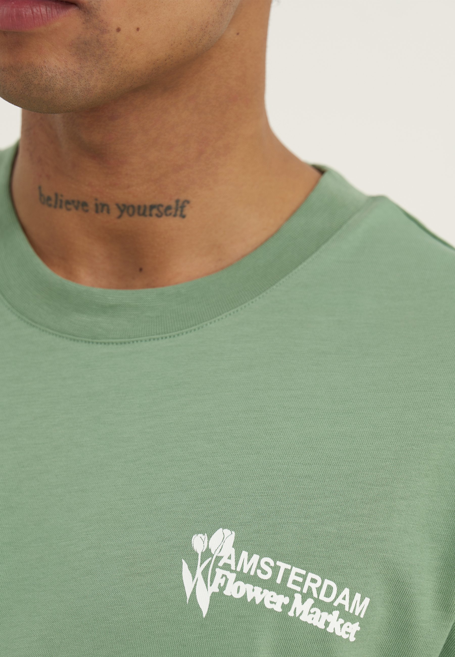 YOURTURN UNISEX - T-shirt met print - groen
