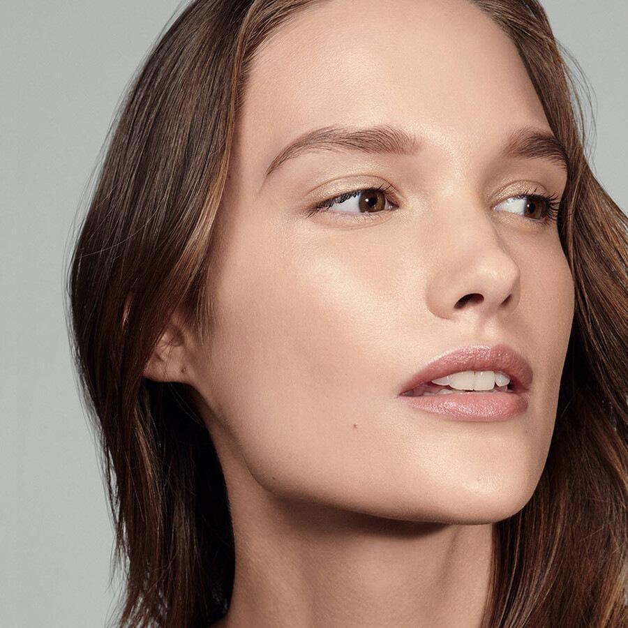 Estée Lauder makiažo pagrindas Futurist Hydra Rescue, 35 ml