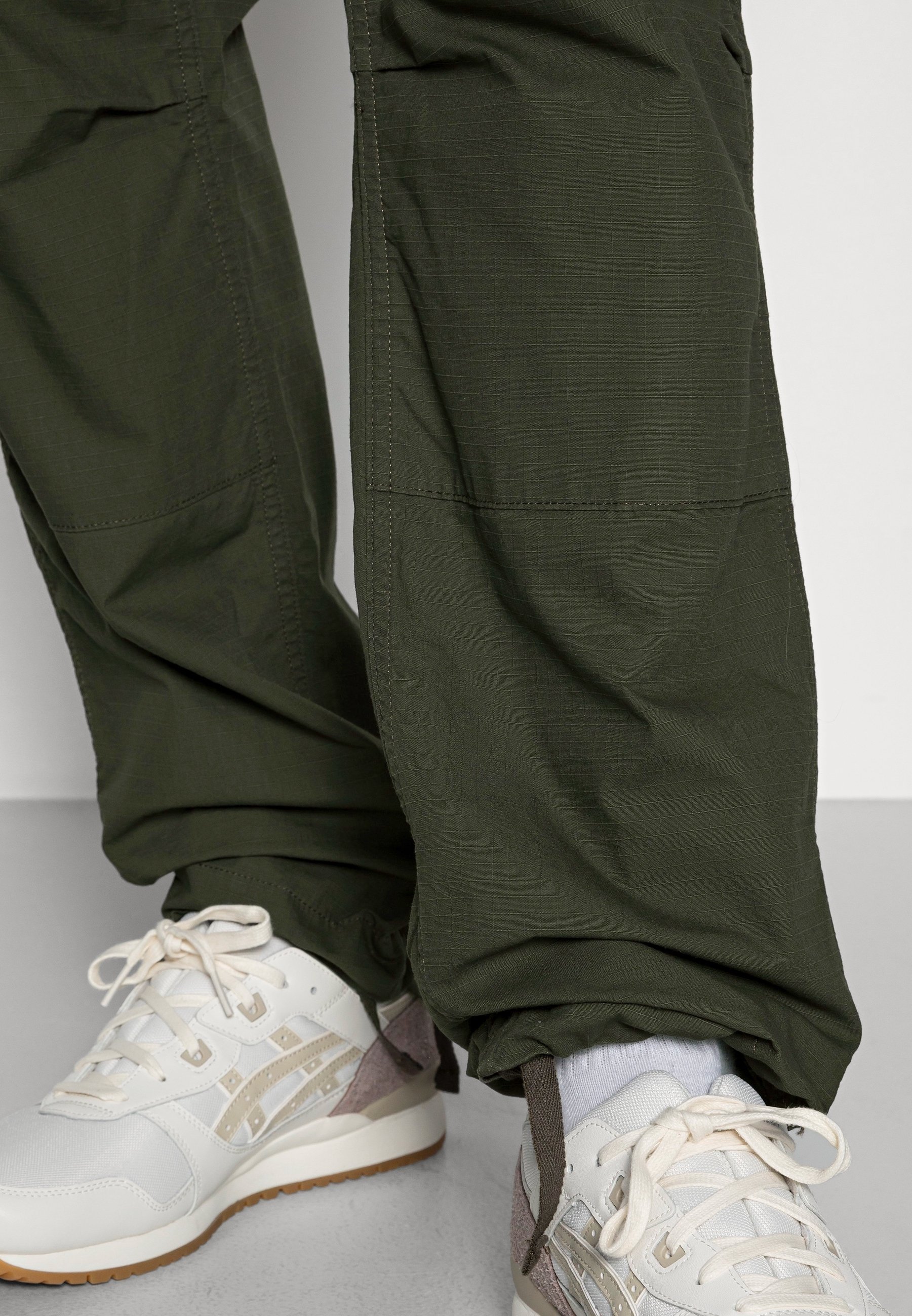 Pantalon cargo Carhartt WIP - olive
