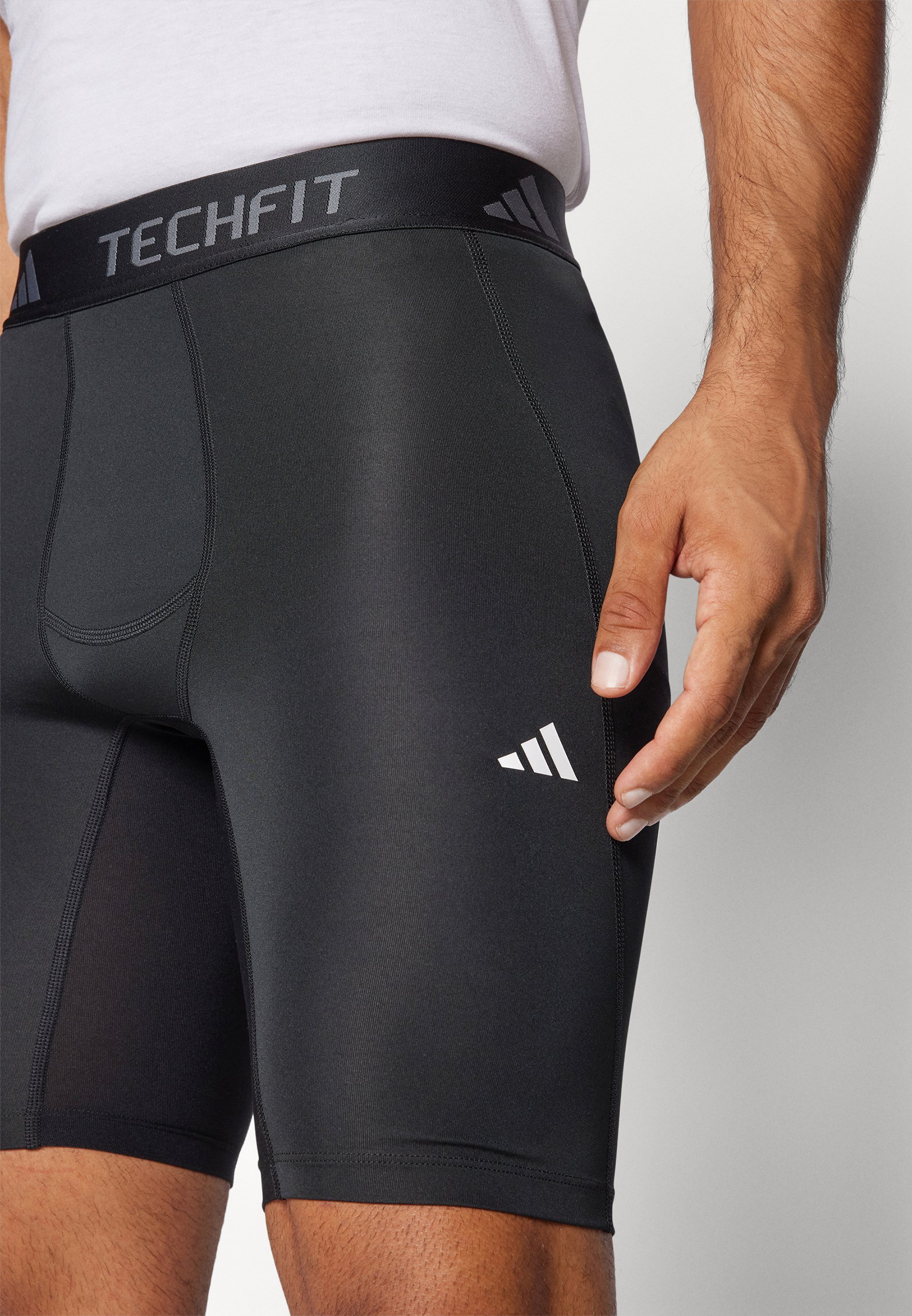 adidas Performance BASE SHORT - Legice - črne