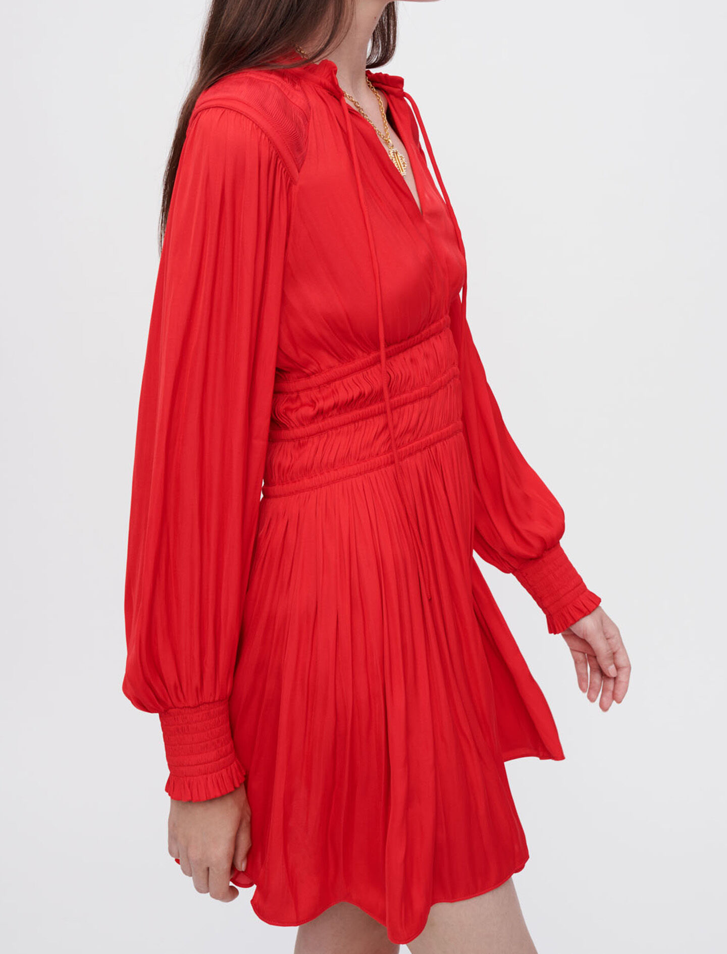 Rochie din satin mulată în talie - Roșu