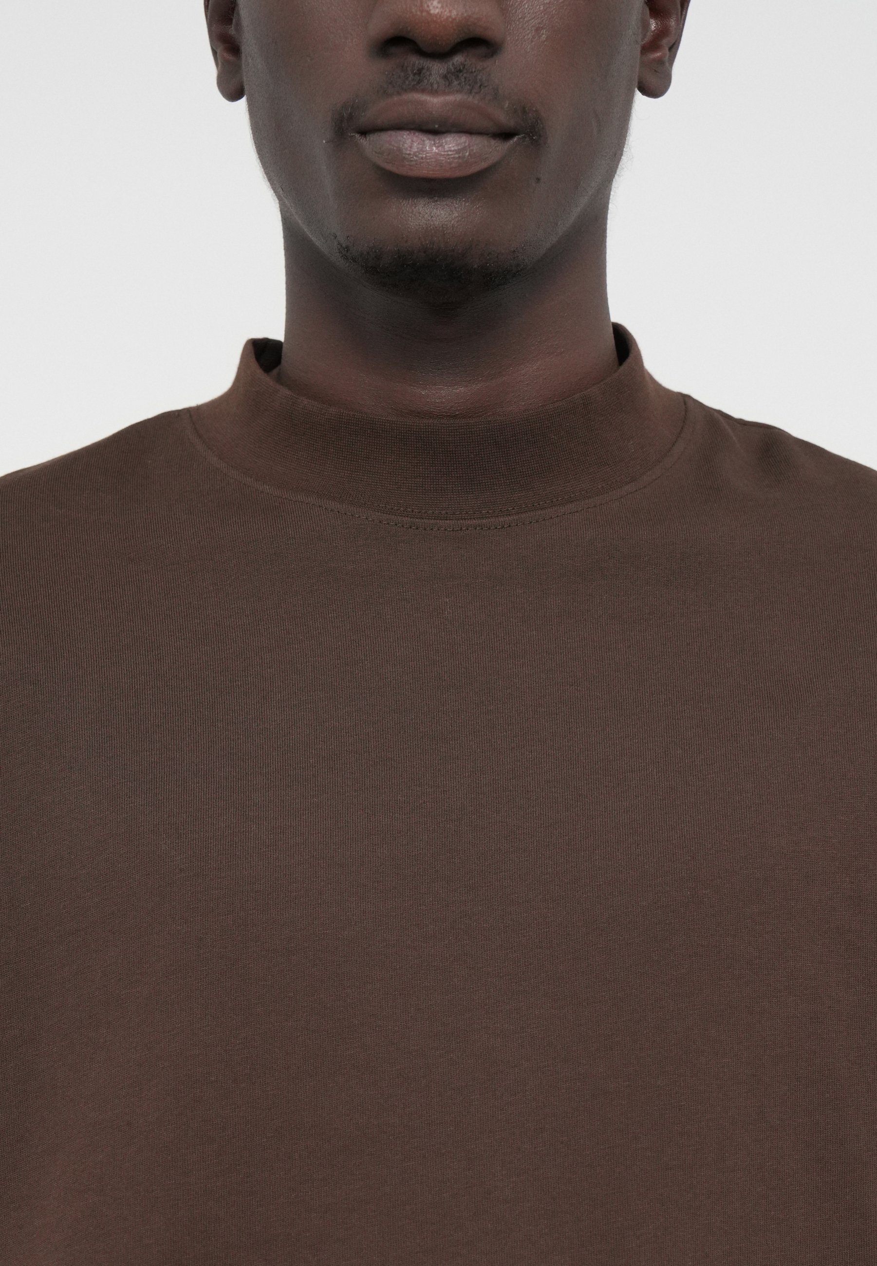 Selected Homme SLHRELAXPOUL MOCK NECK TEE - Langarmshirt - Demitasse