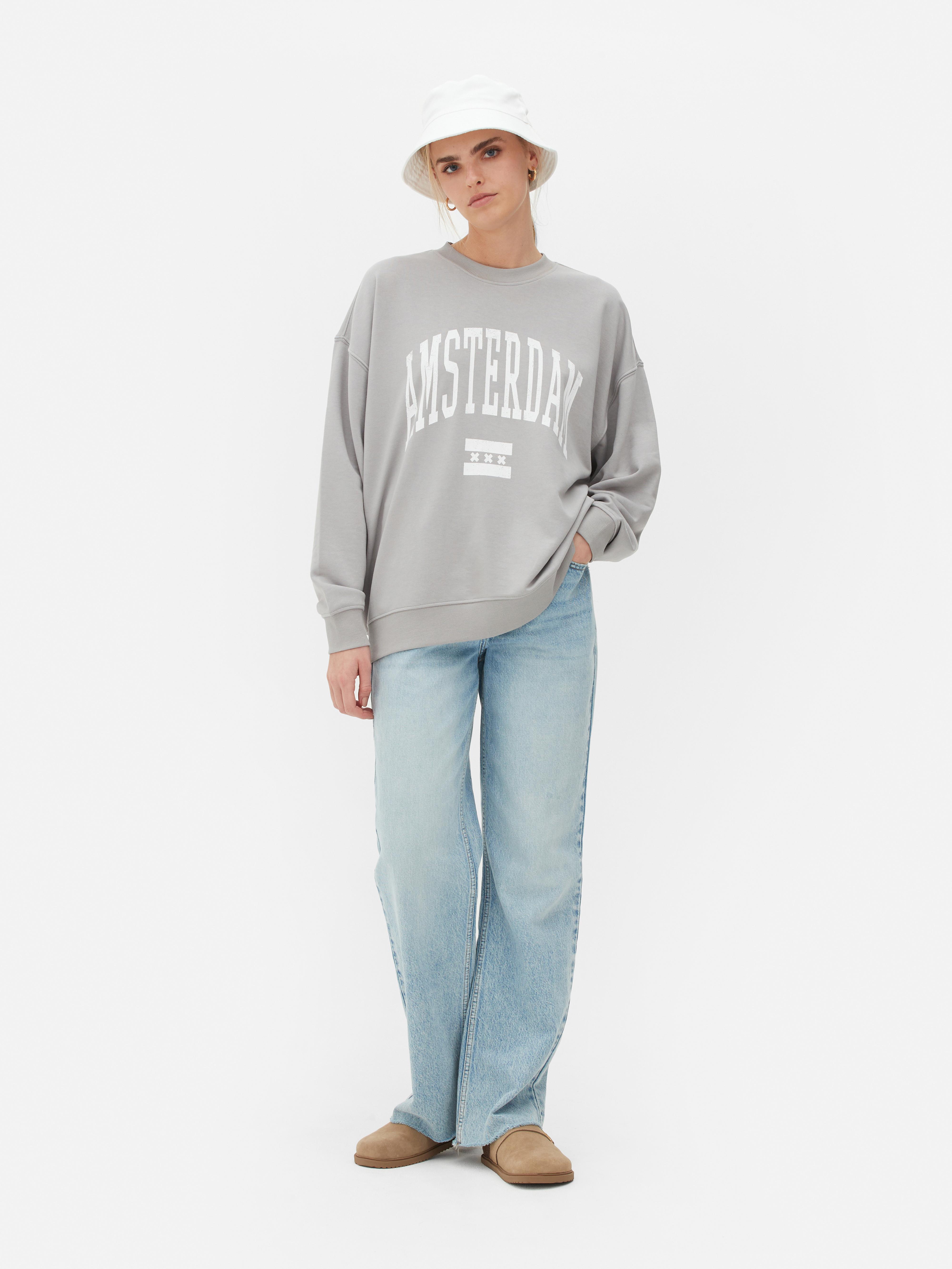Φούτερ με στάμπα Amsterdam, oversized. Φορέστε κάτι πιο άνετο με αυτό το oversized φούτερ Amsterdam.