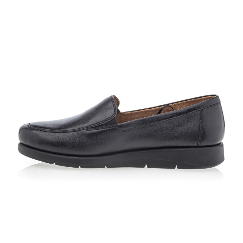 Zapatos cómodos para mujer, color negro.