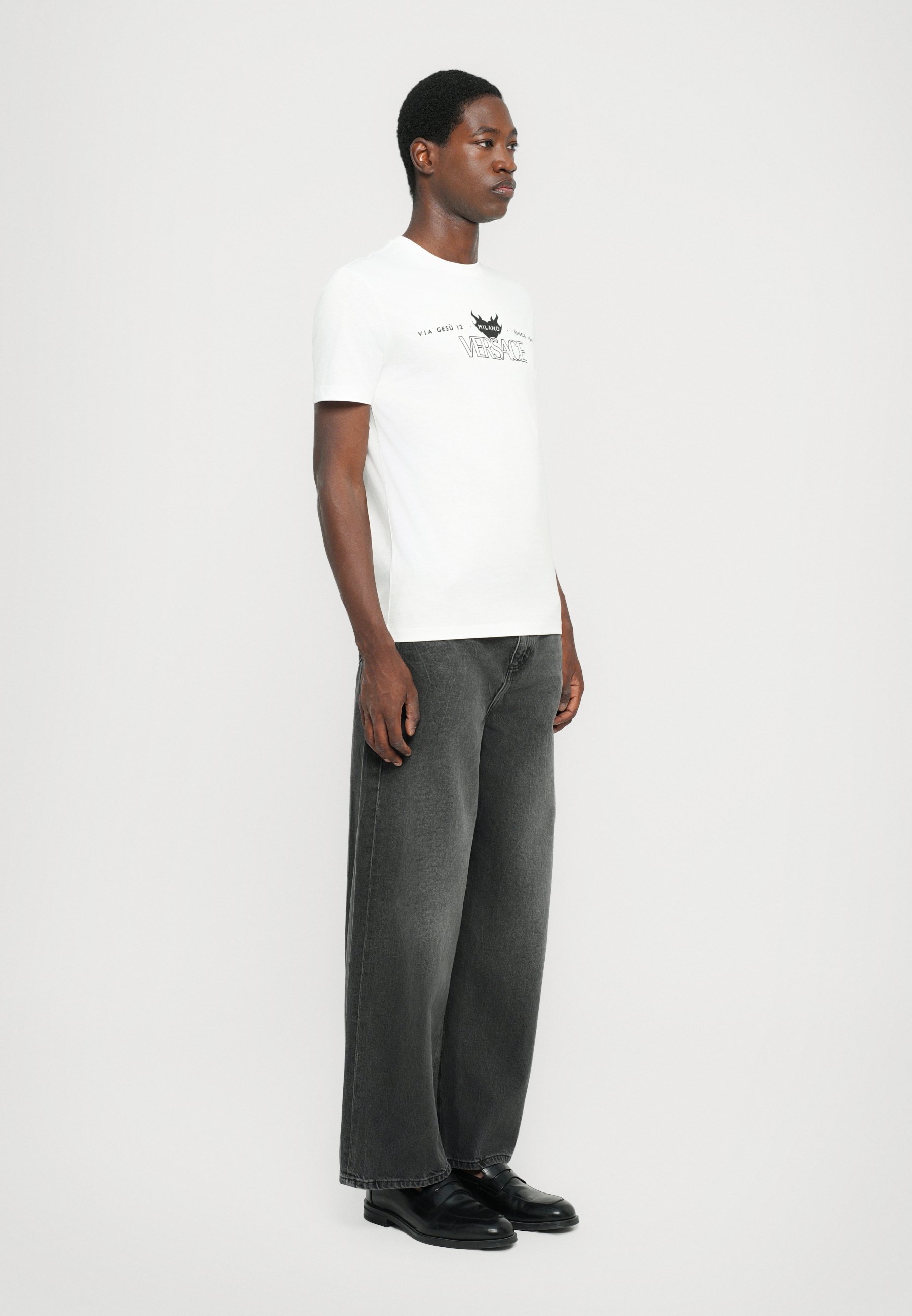 Versace COMPACT LOGO - T-shirt met print - wit