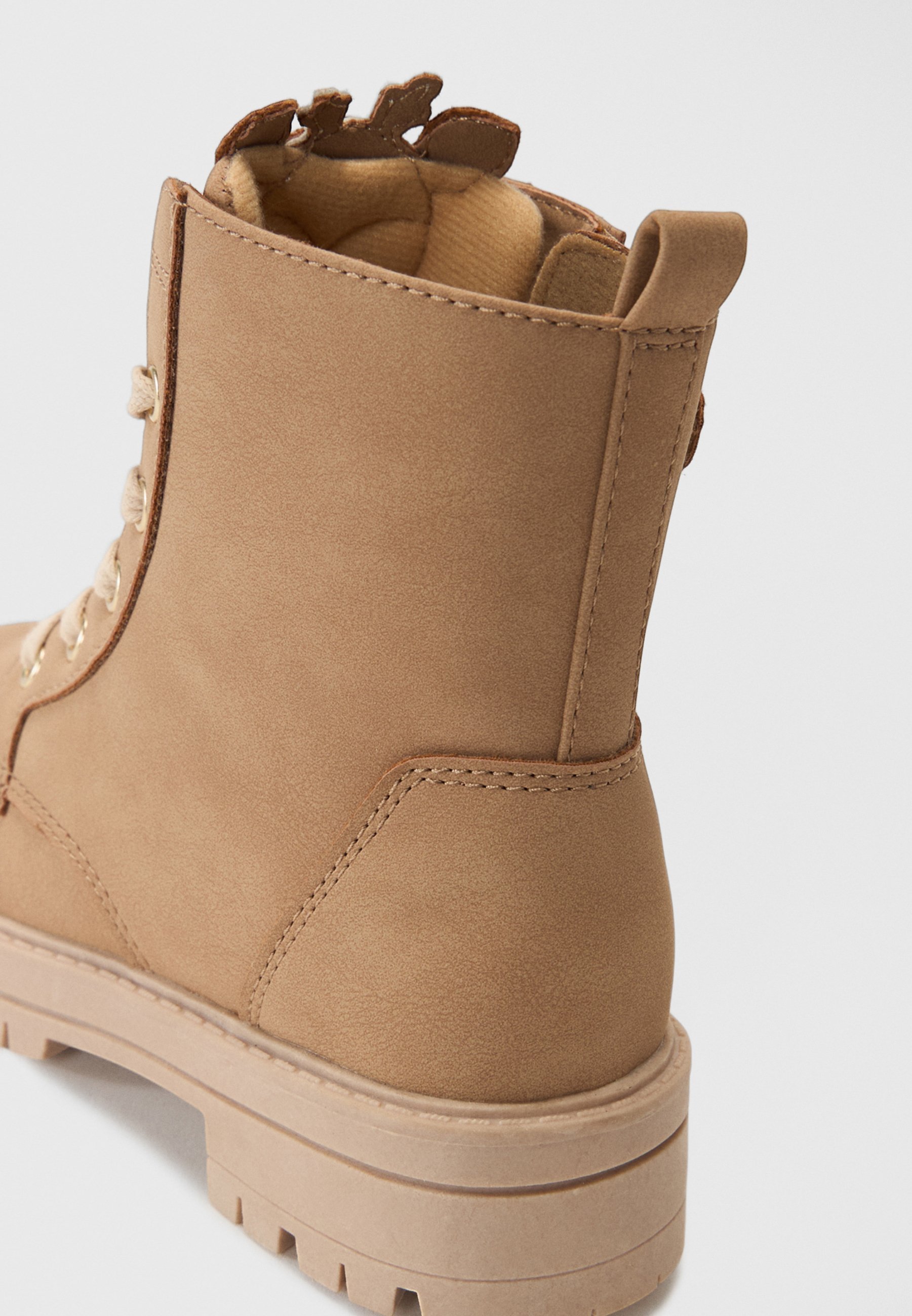 Friboo UNISEX - Veterschoenen - taupe