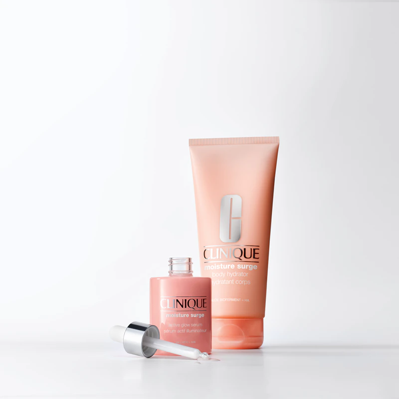 Clinique Moisture Surge™ Active Glow Serum – regenerierendes und aufhellendes Serum