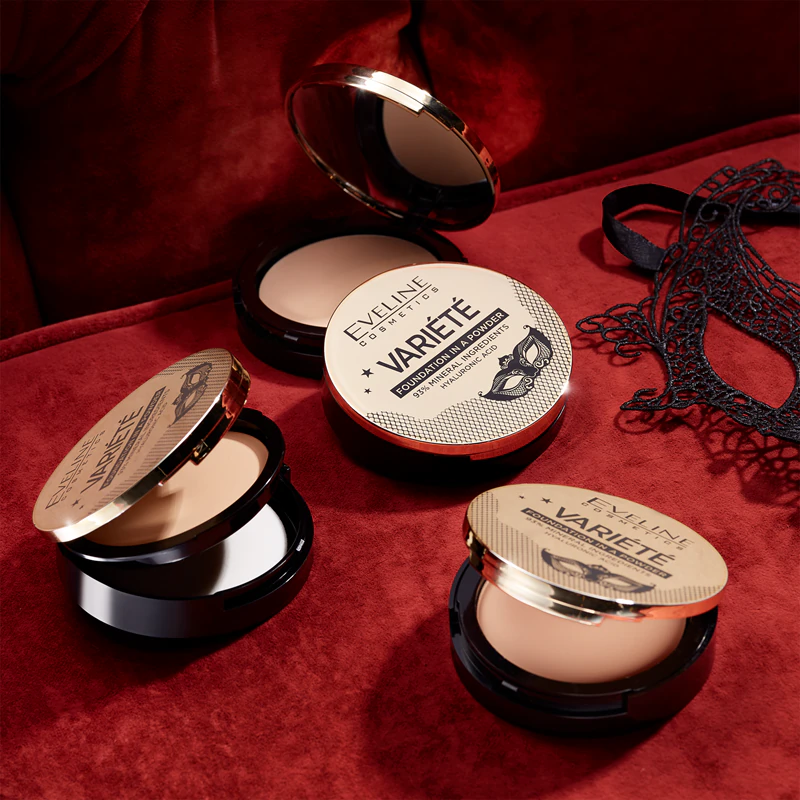 Kompaktný minerálny púder Eveline Cosmetics Variété s aplikátorom