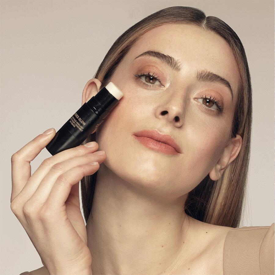 „Nudestix“ viso veido švytėjimo suteikiantis šviesinantis pieštukas „Nudies“ – 7 g
