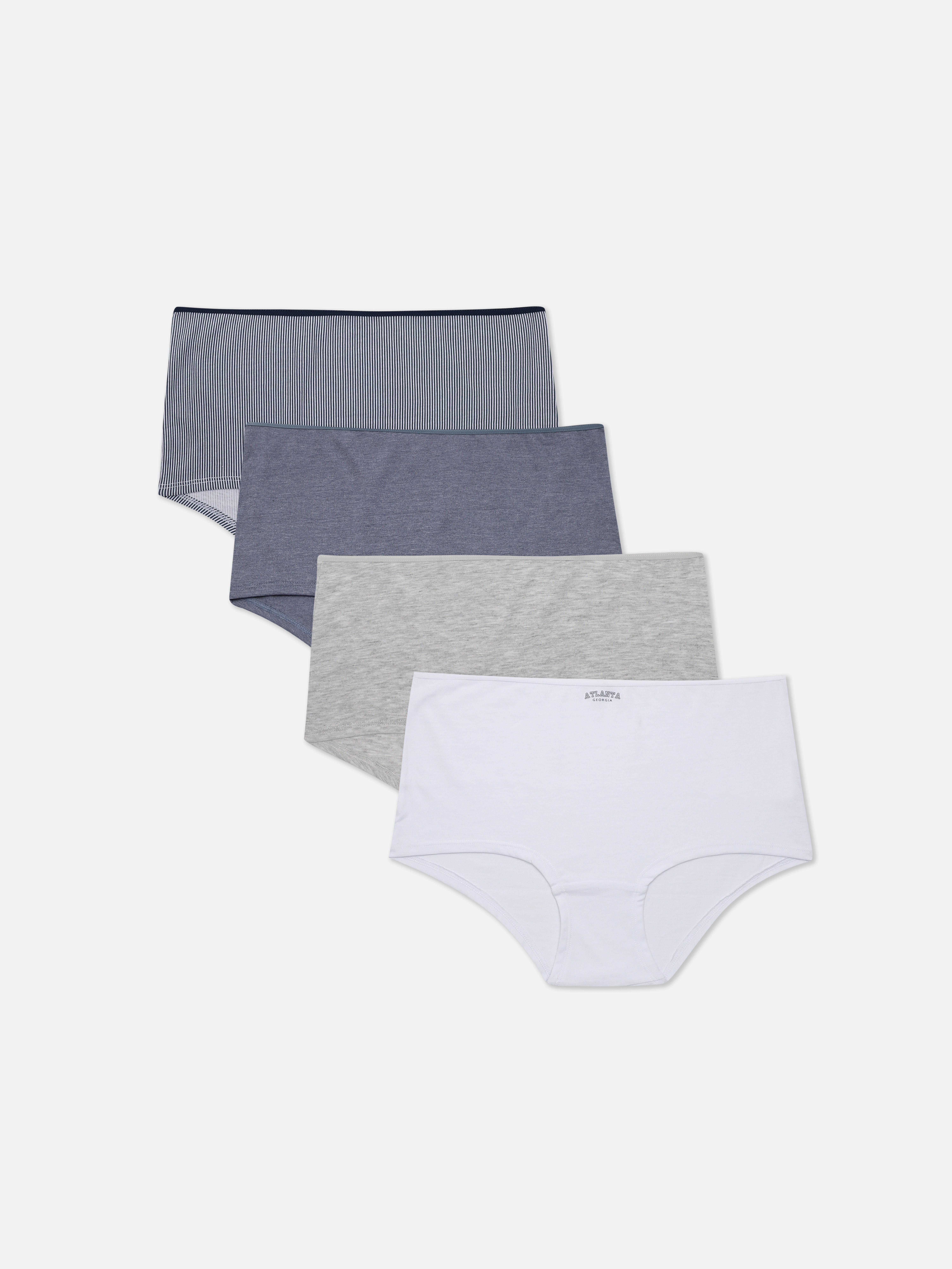 Vari modelli di slip per tutti i giorni, set da 4. Questo set di quattro slip offre copertura completa e comfort.