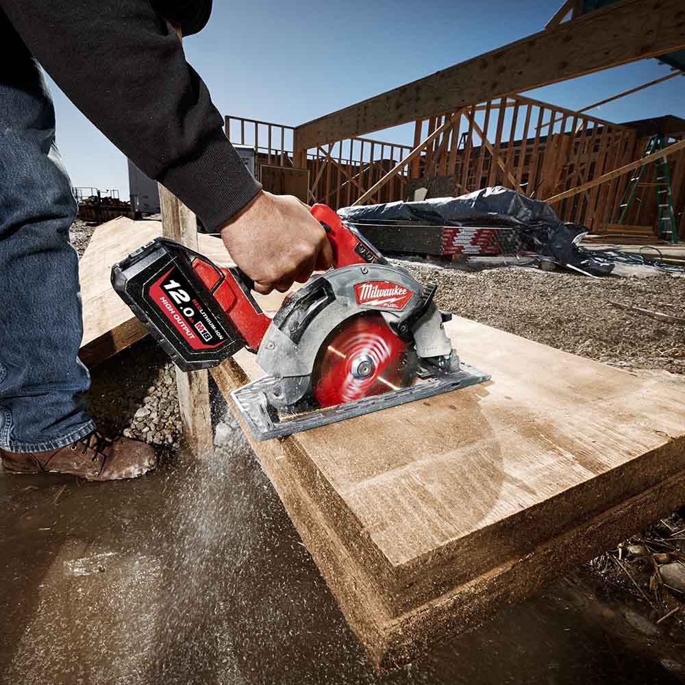 Serra circular Milwaukee Fuel 18V 184mm M18FCS66-0