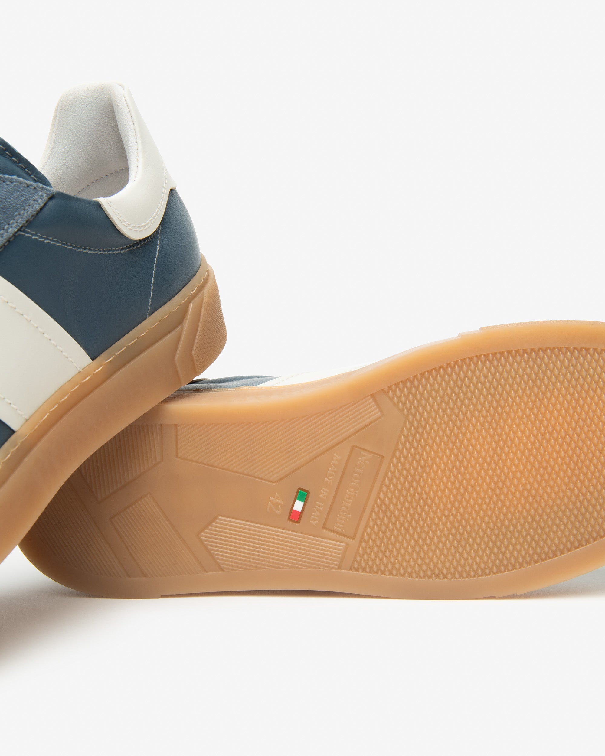 Baskets en cuir et daim pour hommes