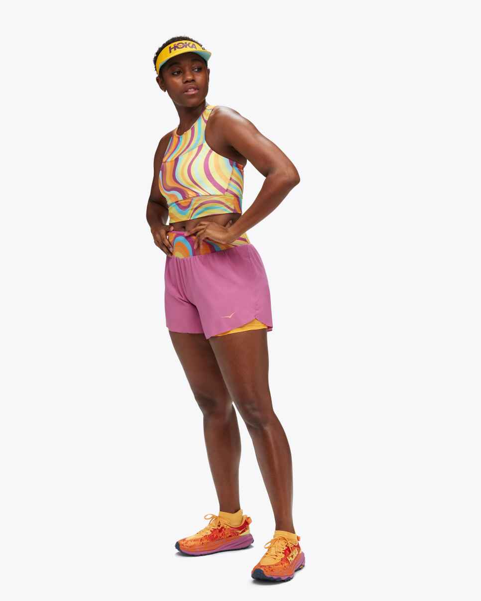 HOKA Topo de trilha com estampa de sutiã de bolso para dia de corrida