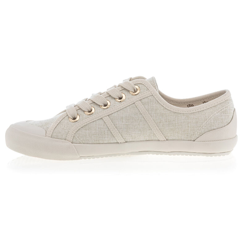 Zapatillas deportivas para mujer color beige.