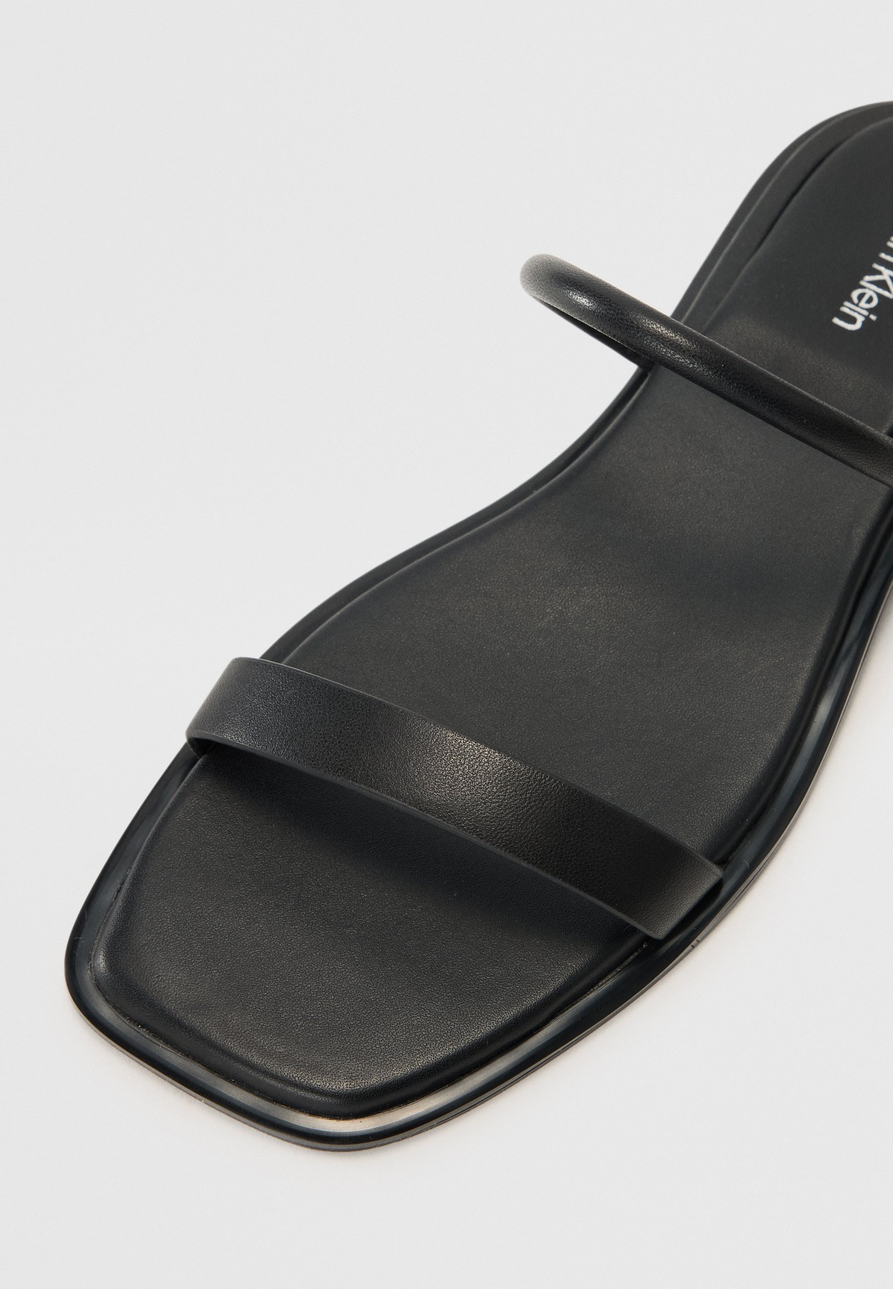 Calvin Klein slippers - zwart