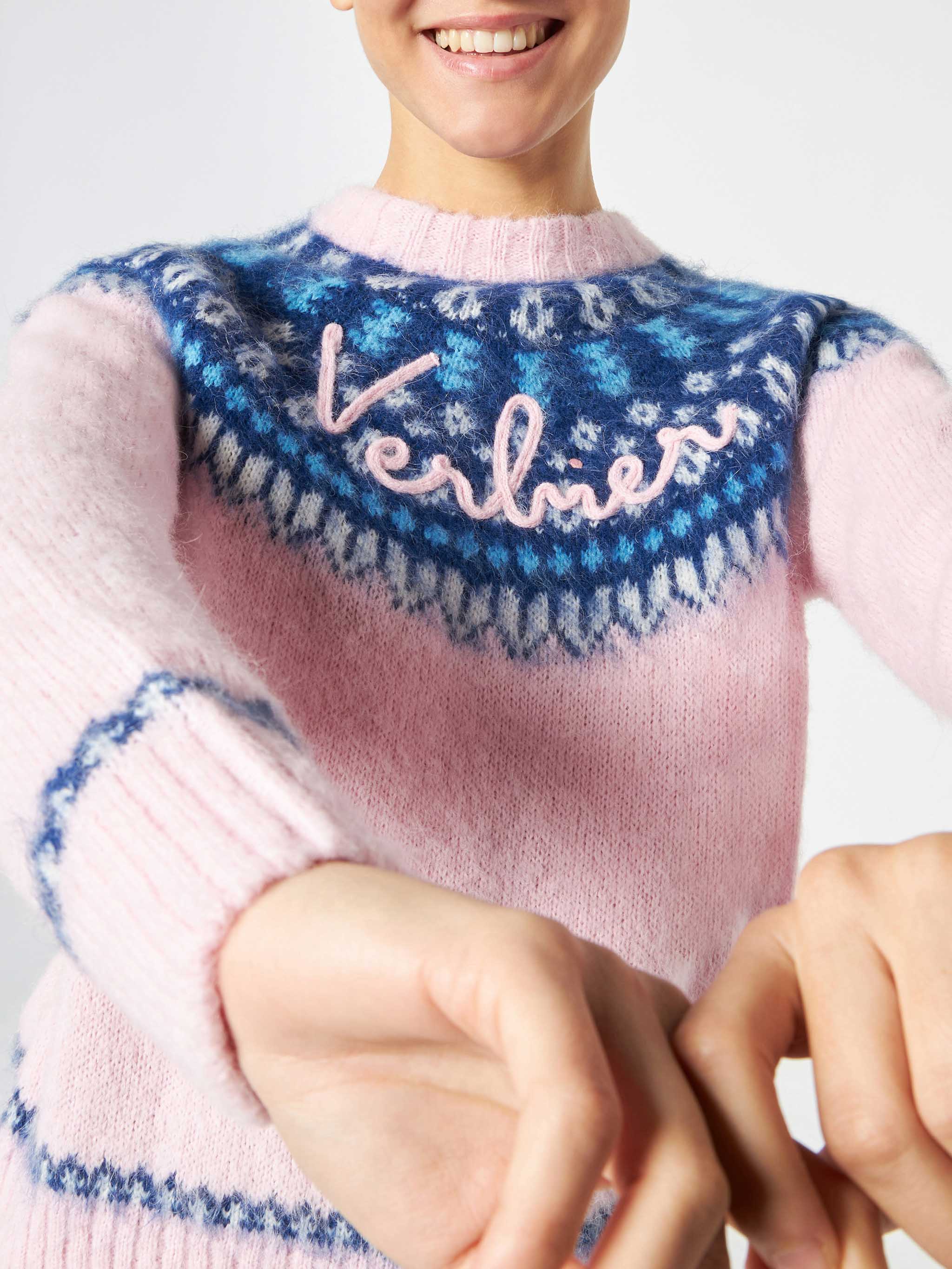 Damenpullover mit nordischem Jacquardmuster und Verbier-Stickerei