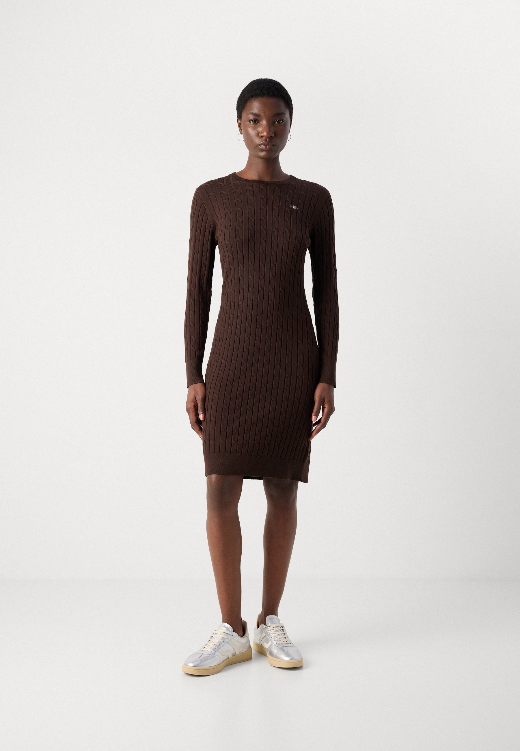GANT CABLE C NECK DRESS - Pletené šaty - black