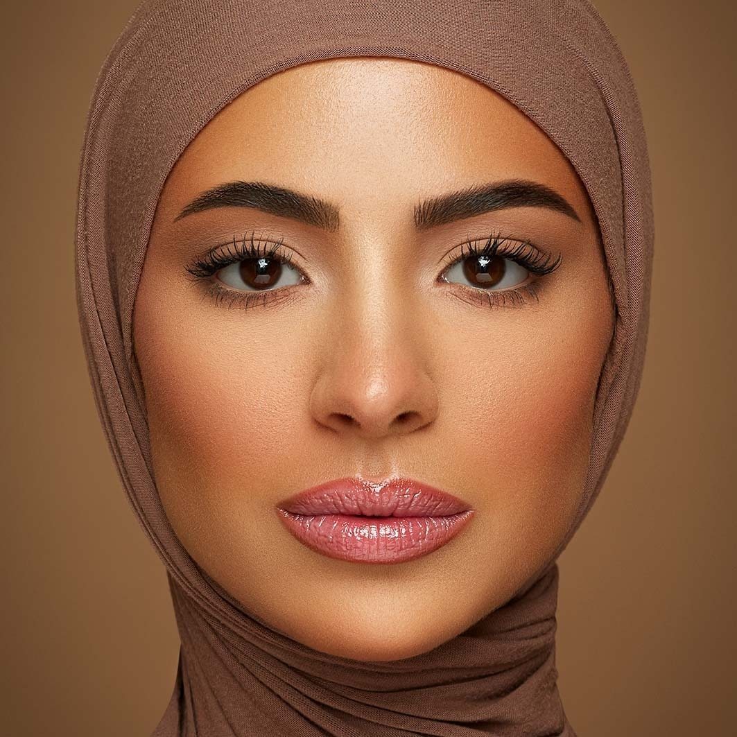 Lesk na pery Queen Tarzi PWR GLOSS Plumping - 1 kus