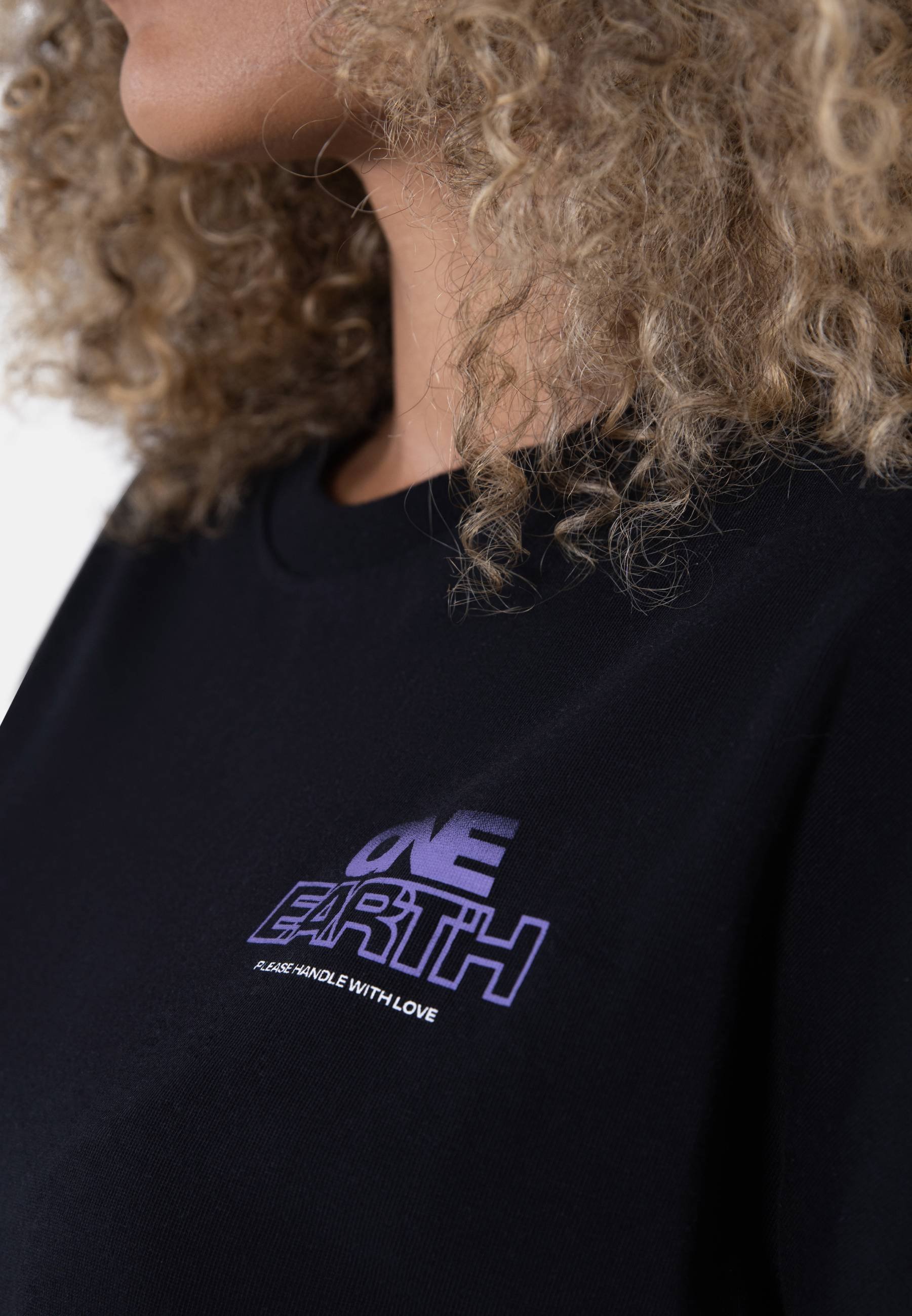 ONE EARTH UNISEX - T-shirts med print - blackThe Tracksuit Club