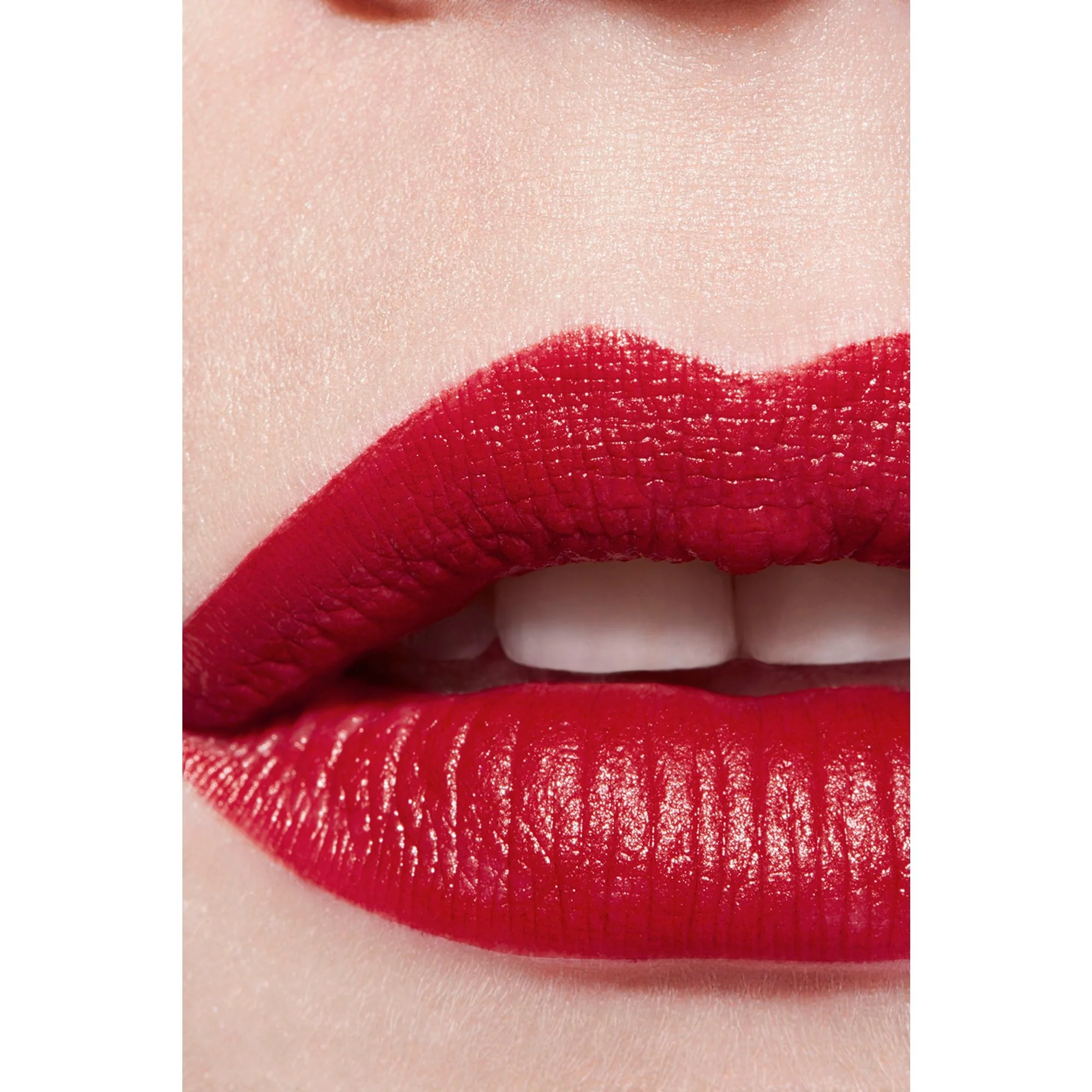 ROUGE ALLURE L'EXTRAIT - IL ROSSETTO AD ALTA INTENSITÀ - ESTRATTO DI LUCE E TRATTAMENTO - RICARICABILE