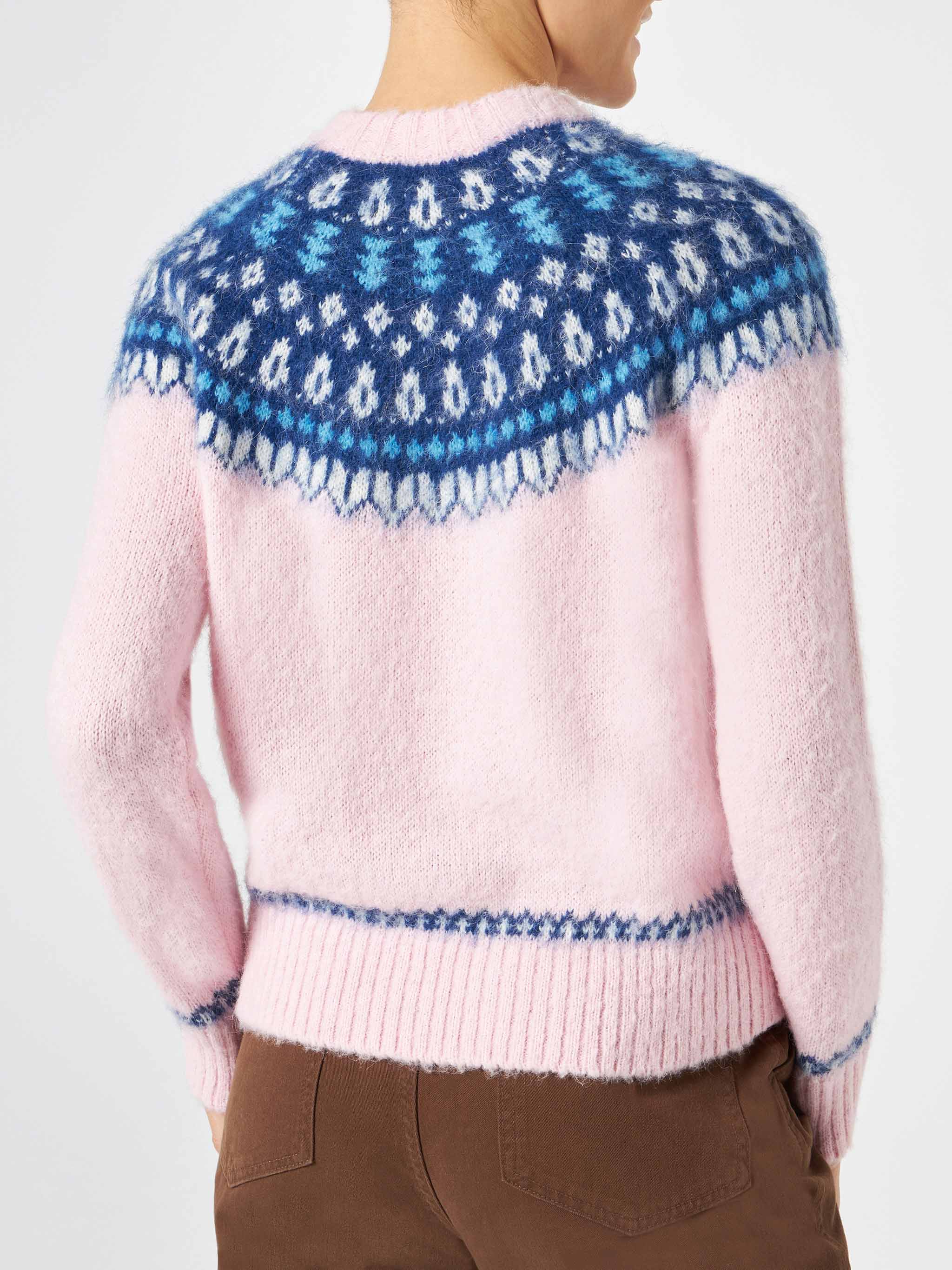 Damestrui met Scandinavisch jacquard en Verbier-borduurwerk