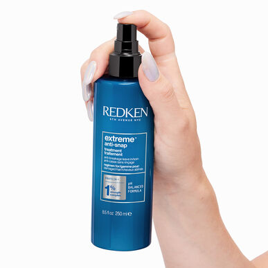 Redken Extreme Anti-Snap Treatment Jätettävä Hiusseerumi Vaurioituneille Hiuksille 240 ml