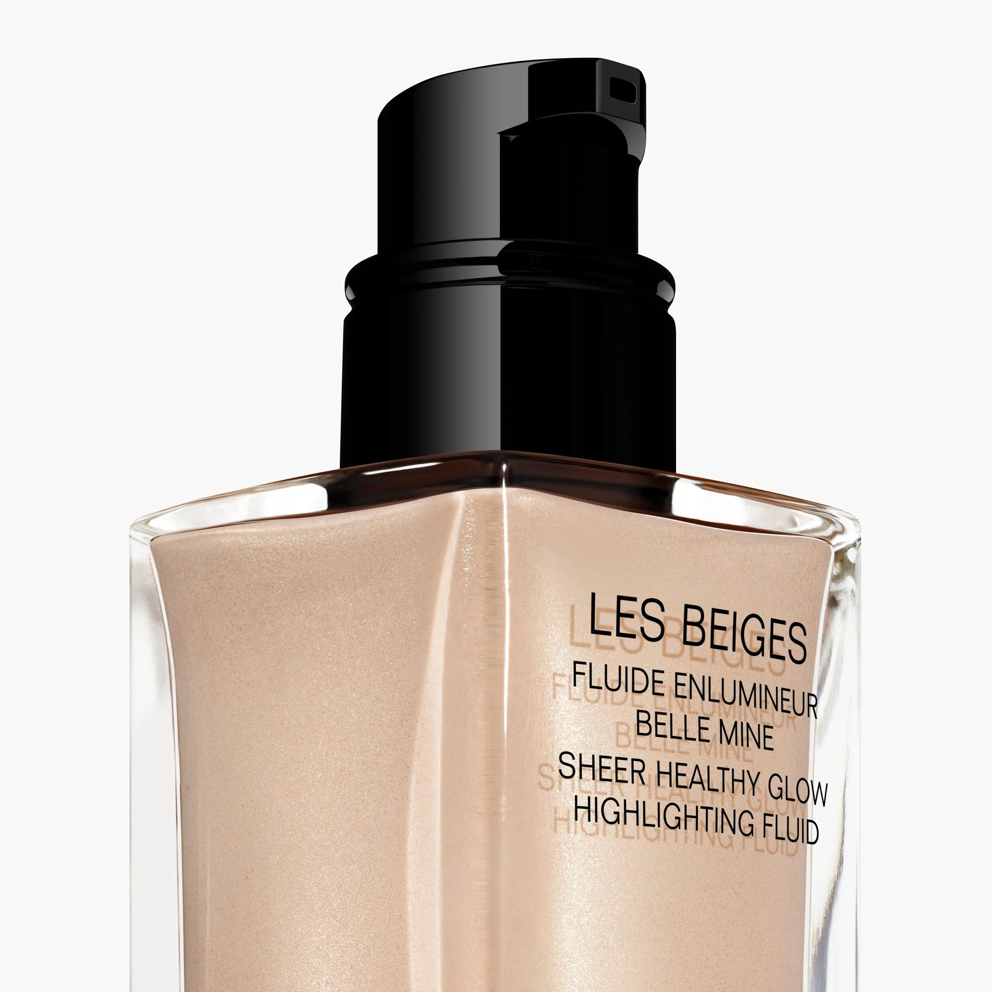 LES BEIGES FLUIDE ENLUMINEUR BELLE MINE - FLUIDO ILLUMINANTE DEL COLORITO EFFETTO IRIDATO. EFFETTO RADIOSO LUMINOSO. VISO E CORPO.