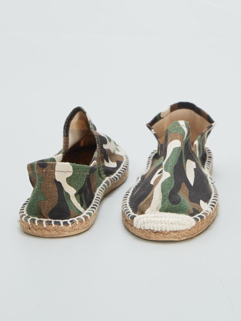 Alpargatas con cordón y estampado de camuflaje - BEIGE