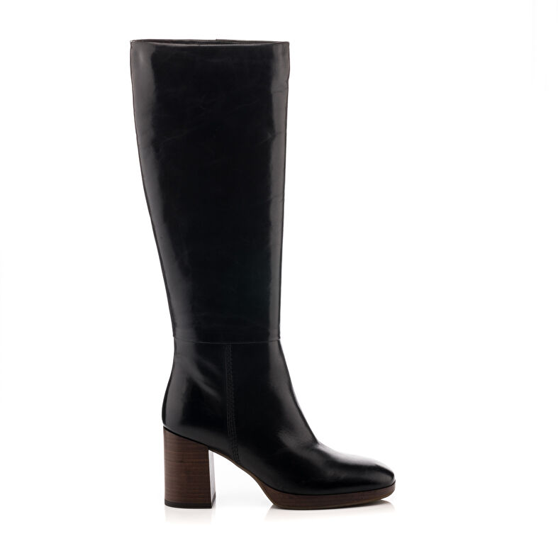  Botas negras de mujer