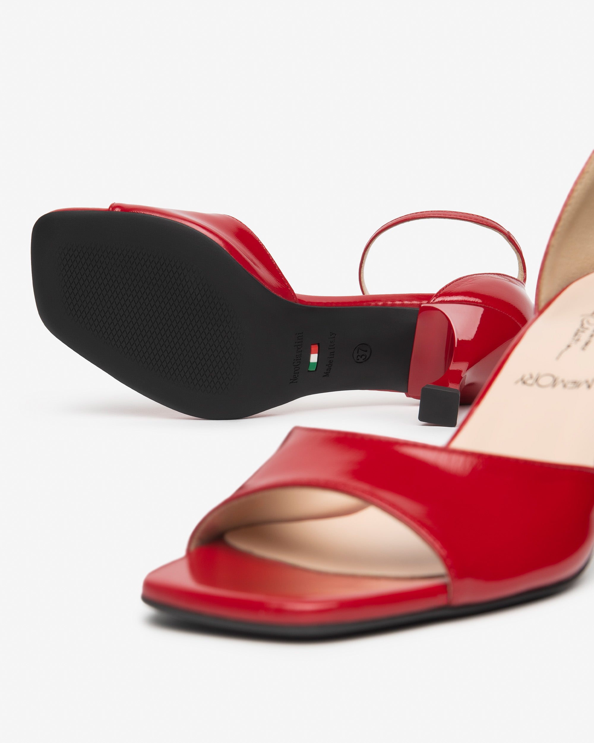  Damen-Ledersandalen