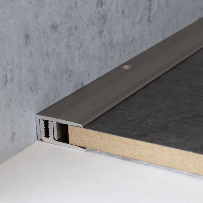 Profilo di finitura laminato, H 7 15 mm L 21 mm, alluminio anodizzato, forato - effetto acciaio