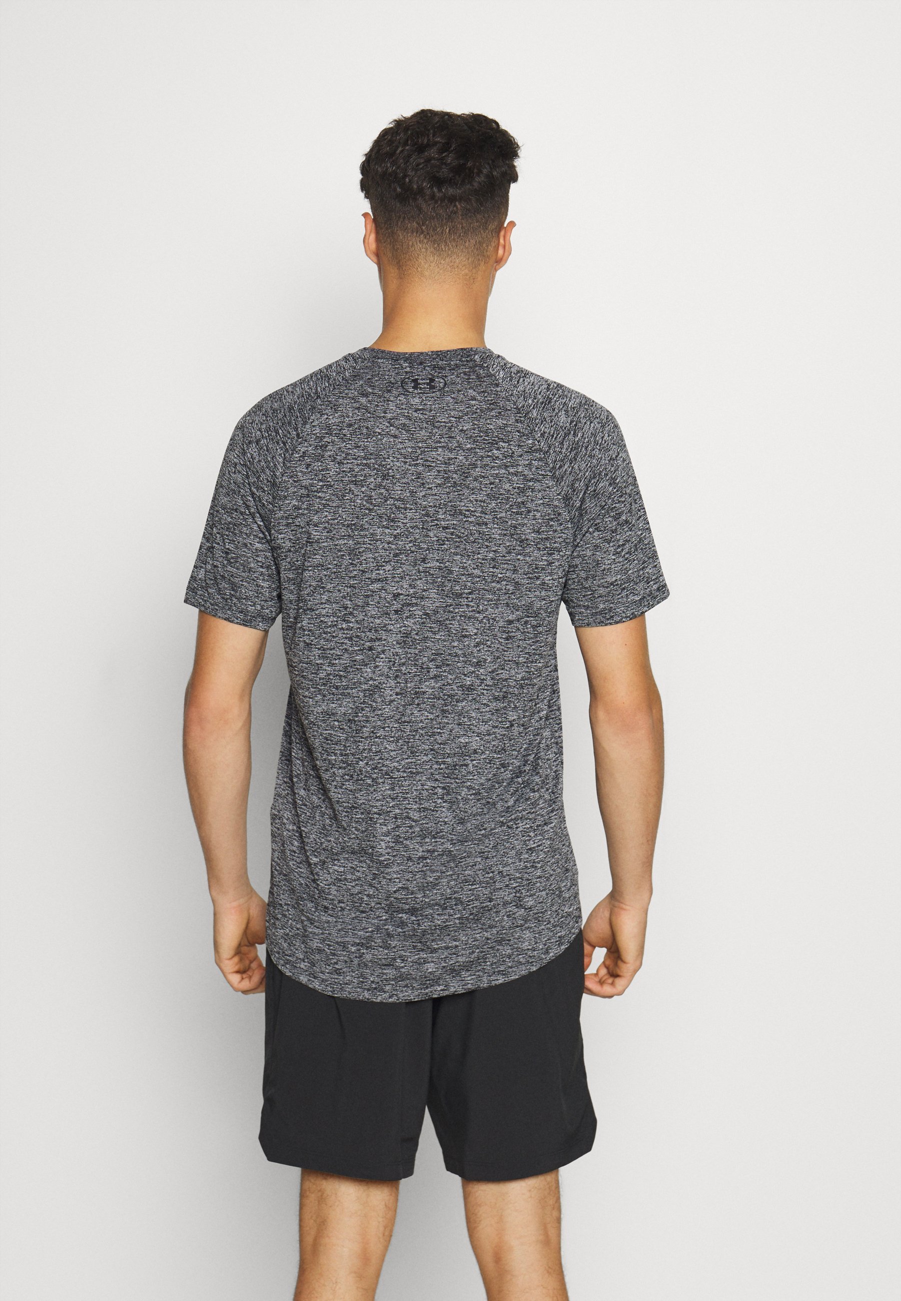 T-shirt de sport Under Armour TECH 2.0 - noir
