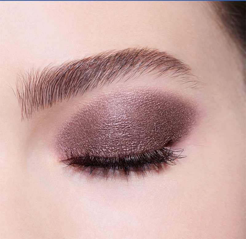 Bourjois individualna senčila za oči v majhni okrogli posodici