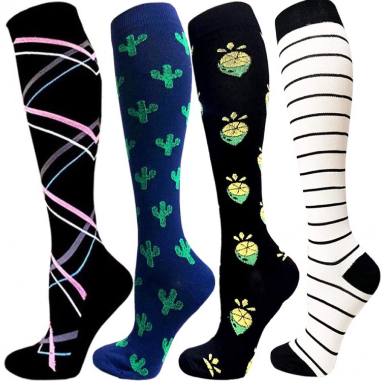 Bas de contention pour la course à pied, le cyclisme, la randonnée, l'escalade et le football. Chaussettes anti-gonflement extensibles pour les sports de plein air.