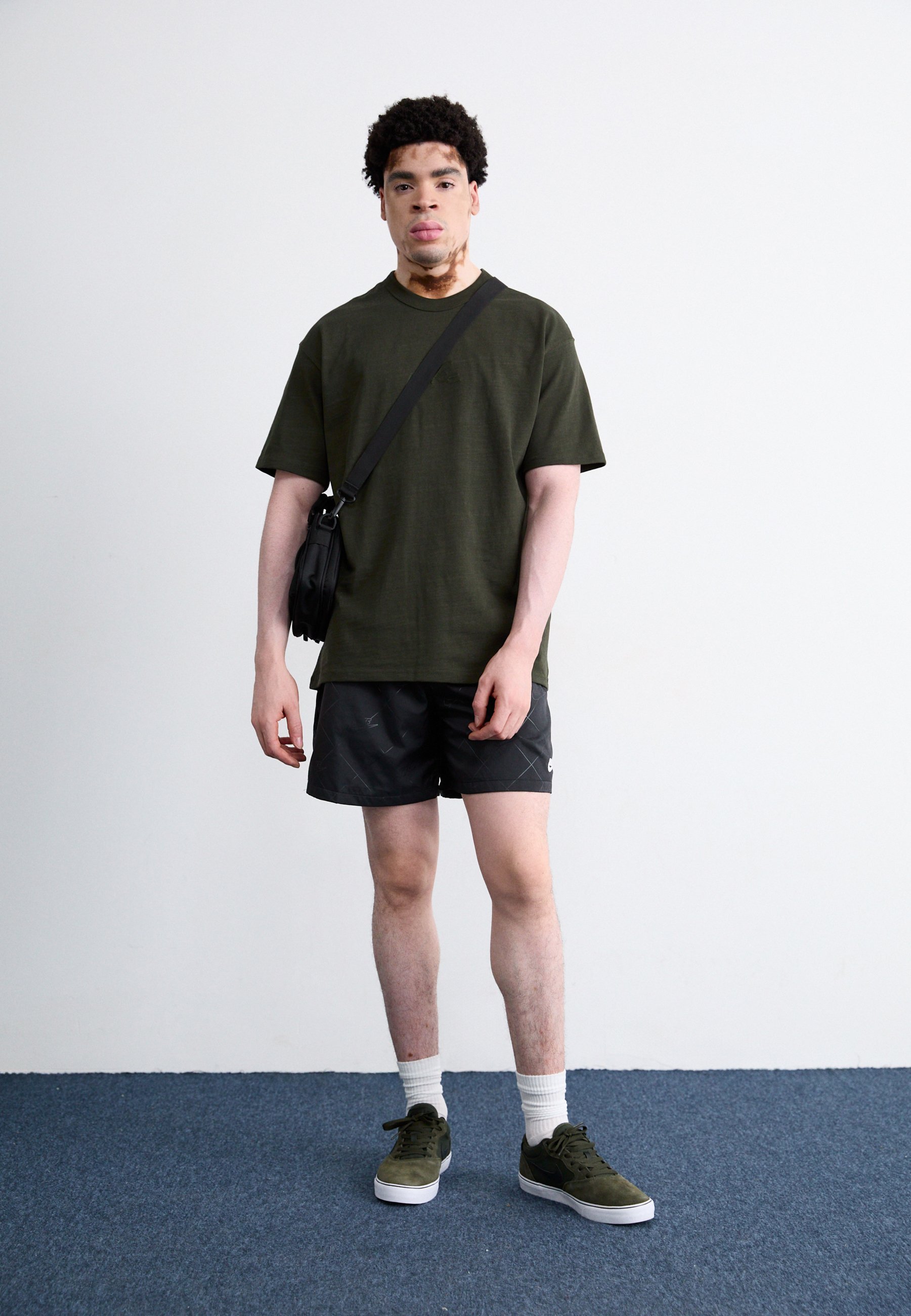 Nike Sportswear Basic T-Shirts