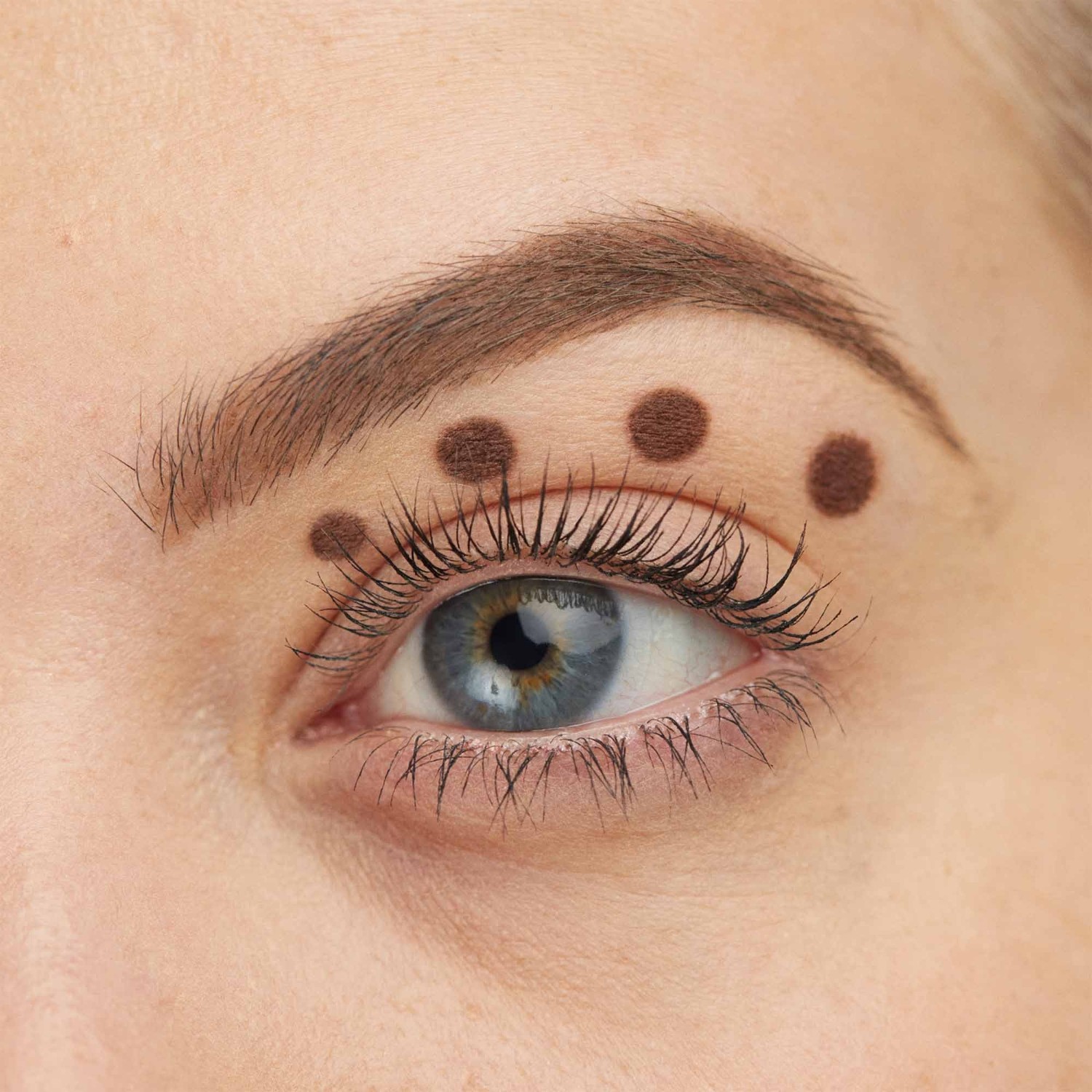 3INA The 24H Eye Stick