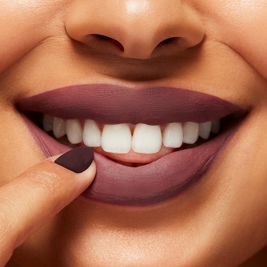 MAC skysti lūpų dažai „Locked Kiss Ink™“ – 5 ml