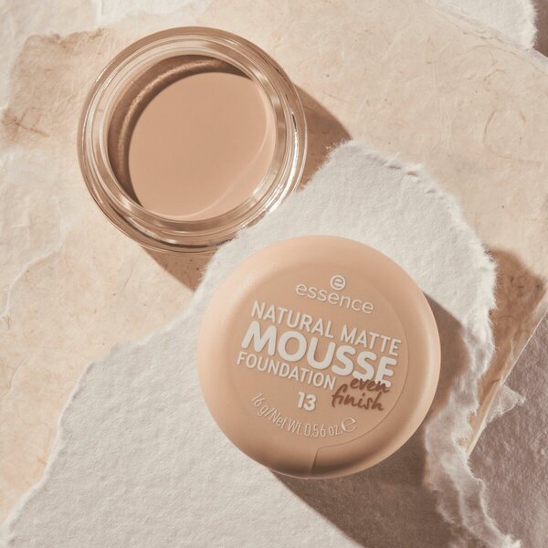 Essence Even Finish 13 dabīgs matēts putu tonālais krēms<br>16g