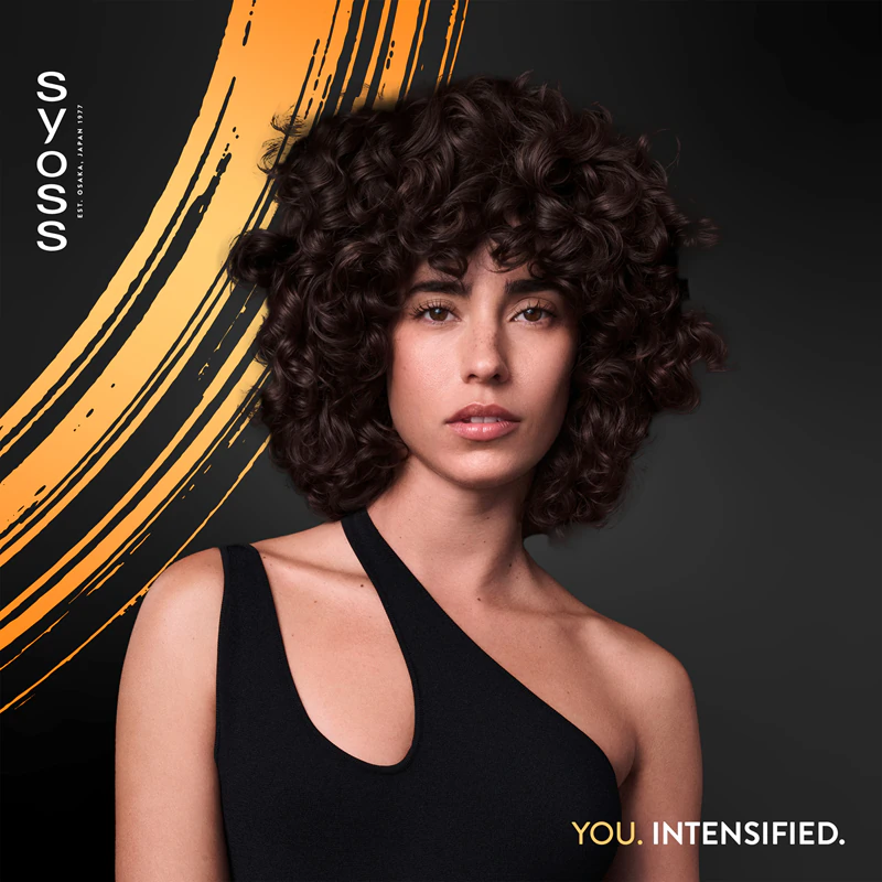 Syoss Curl Cream Gel, eine Stylingcreme, die Wellen mit einer Gelkonsistenz verstärkt.