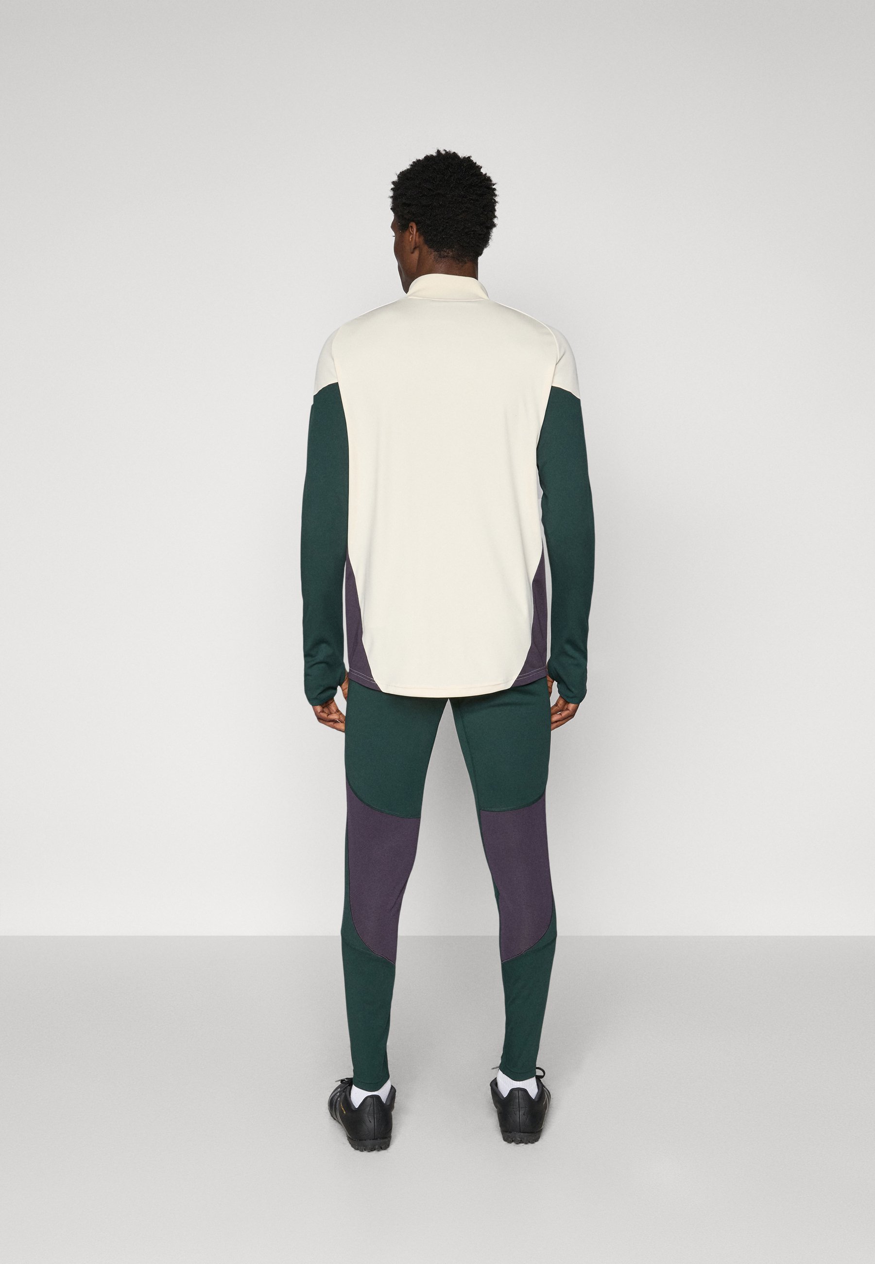adidas Performance JUVENTUS PRO PANT - Klubové oblečení - shadow green