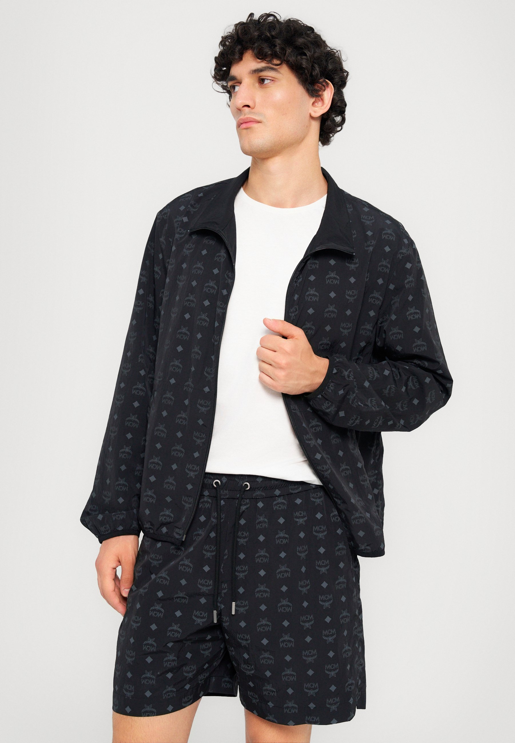 MCM WINDBREAKER - Veste légère - noire