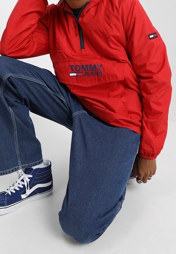 Giacca a vento Tommy Jeans - rossa