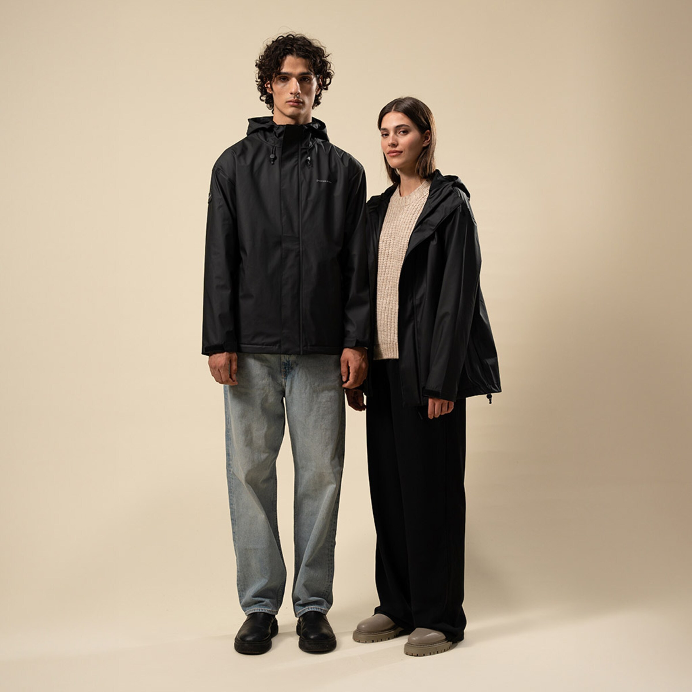 Veste imperméable courte noire de tous les jours