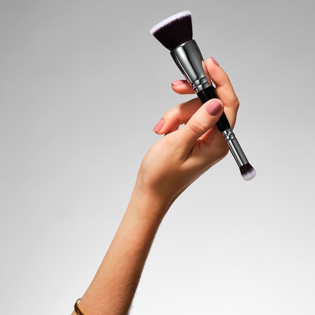 ZOEVA Foundation Brush Duo krāsu otiņa - 1 gab.
